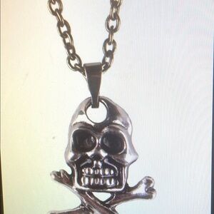 Bold Skull Pendant Necklace